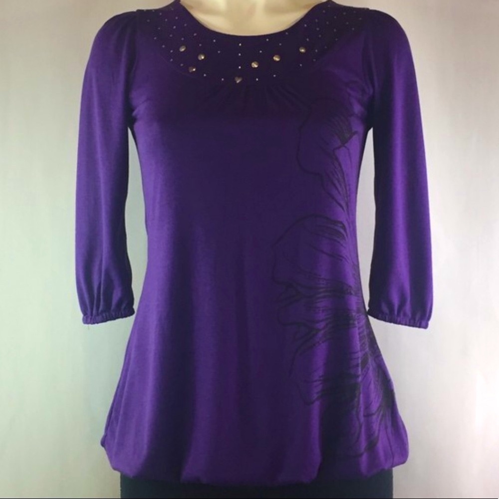 📦 NWT Purple Top W/ Silver Studs & Rhinestones